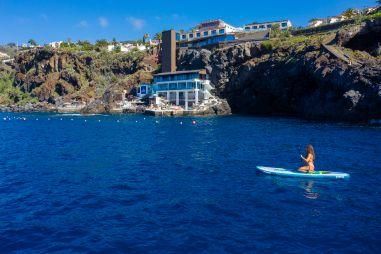Ontdek heerlijke lente retreats in Europa: nieuwe energie dit seizoen met de geur van pijnbomen, het glinsteren van de Middellandse Zee en een verfrissende zeewind. 