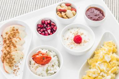 Ontdek hoe bepaalde vitamines en mineralen je humeur en geluk kunnen verbeteren. Leer hoe je jezelf gelukkig kunt eten met wetenschappelijk onderbouwde tips.