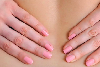 Ontdek effectieve wellnessprogramma\'s voor het verminderen van rugpijn in de beste medische en holistische hotels. Inclusief fysiotherapie, spierversterkende trainingen en gezonde voeding.