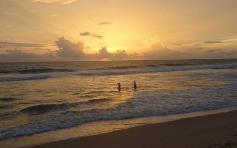 Image for Hagelwit en schoon zandstrand