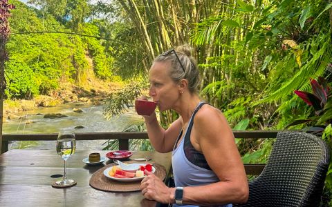 Image for Ervaren lokale healers en veganistische keuken