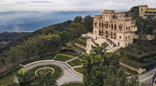 Image for Aankomst in Ananda in the Himalayas