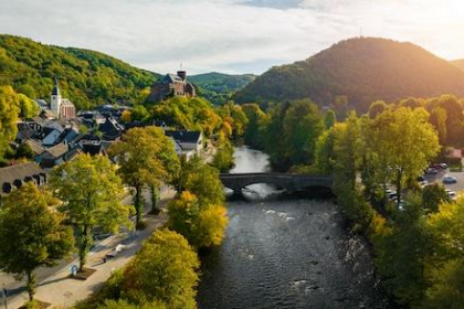 Ontdek luxe wellnesshotels, retreats en kuuroorden in Duitsland. Kuurreizen met ayurveda, yoga, detox, stressreductie of innerlijke balans bij Puurenkuur, dé wellness reis specialist sinds 2005.