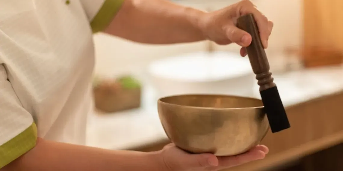 klankschalen therapie Six Senses Ibiza