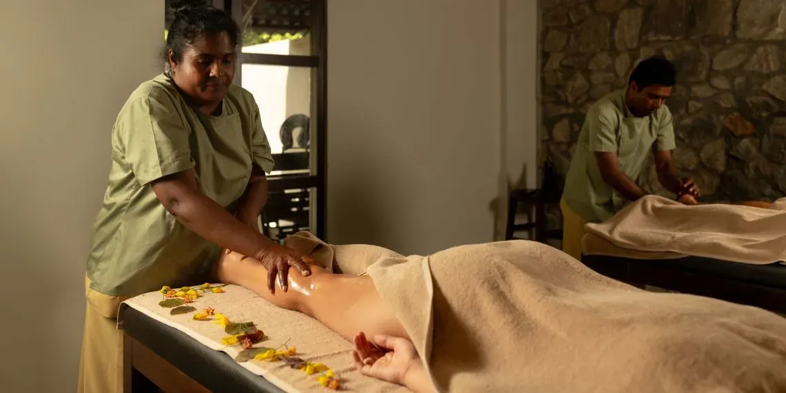 behandeling Ayugiri Ayurveda Wellness Resort