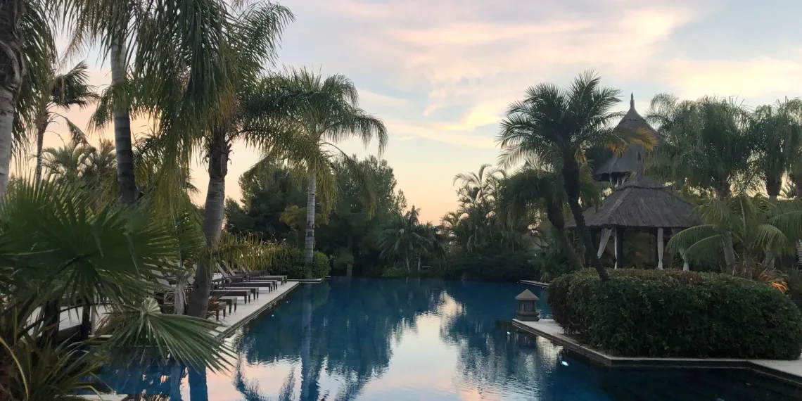 zwembad Asia Gardens Hotel & Thai Spa