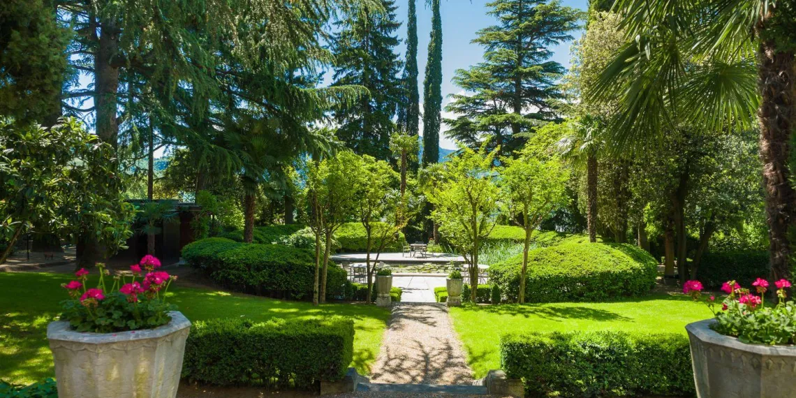 Villa Eden Leading Park Retreat