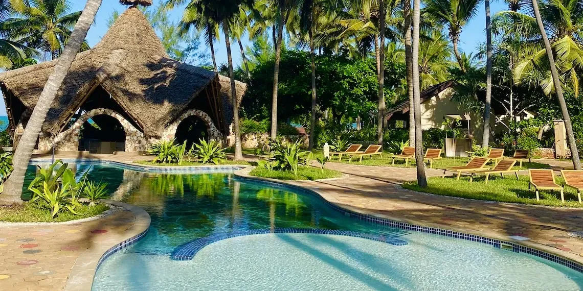 Palumbo Mnemba View - Zwembad