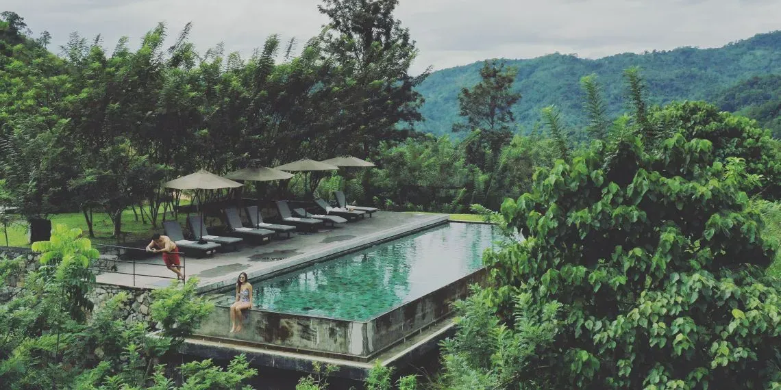 zwembad Santani Wellness