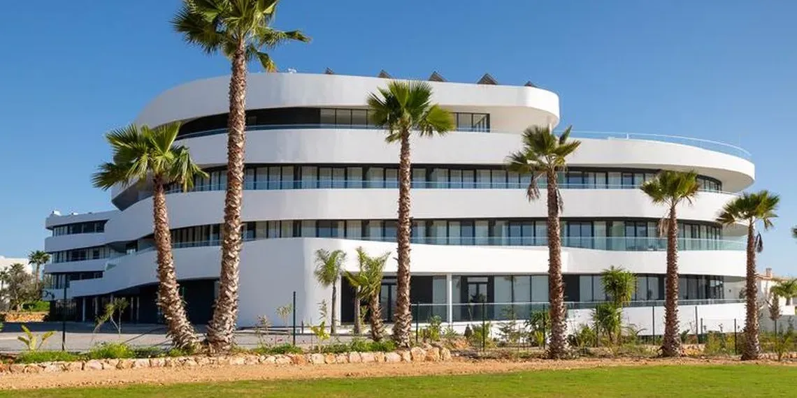 Longevity Medical & Health Hotel