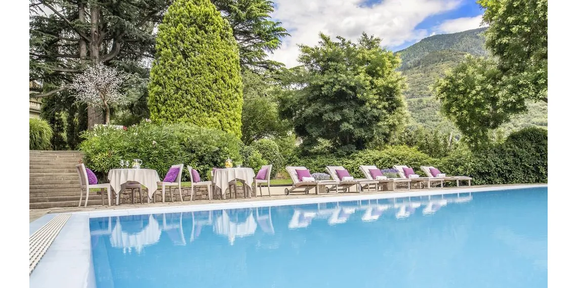 Villa Eden Leading Park Retreat