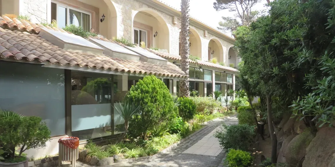 tuin Ayurveda Resort Port Salvi