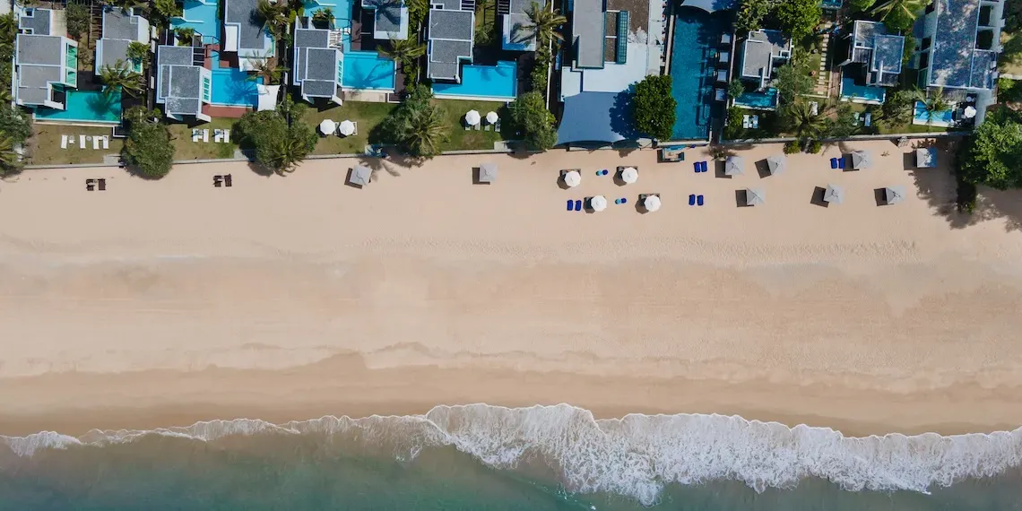 Strand | Aleenta Phuket Resort & Spa