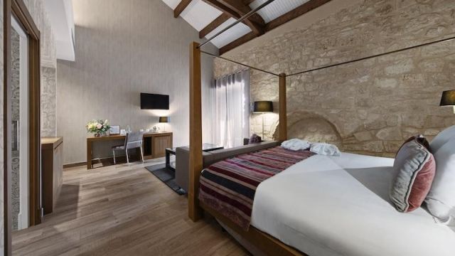 Castilla Termal Monasterio de Valbuena | Deluxe historical kamer