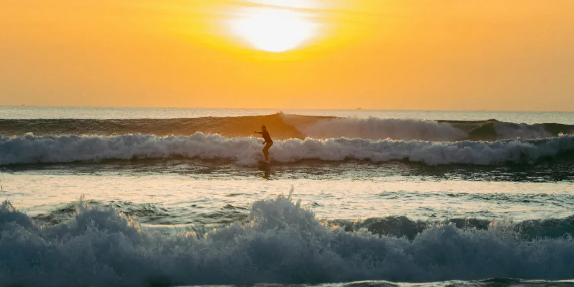 Yoga & Surf programma's | Al Karob Yoga Boutique Hotel